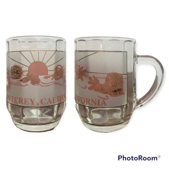 Unbranded Monterey California VTG Glass Souvenir Graphic Coffee Mug With Otters - Picture 1 of 9